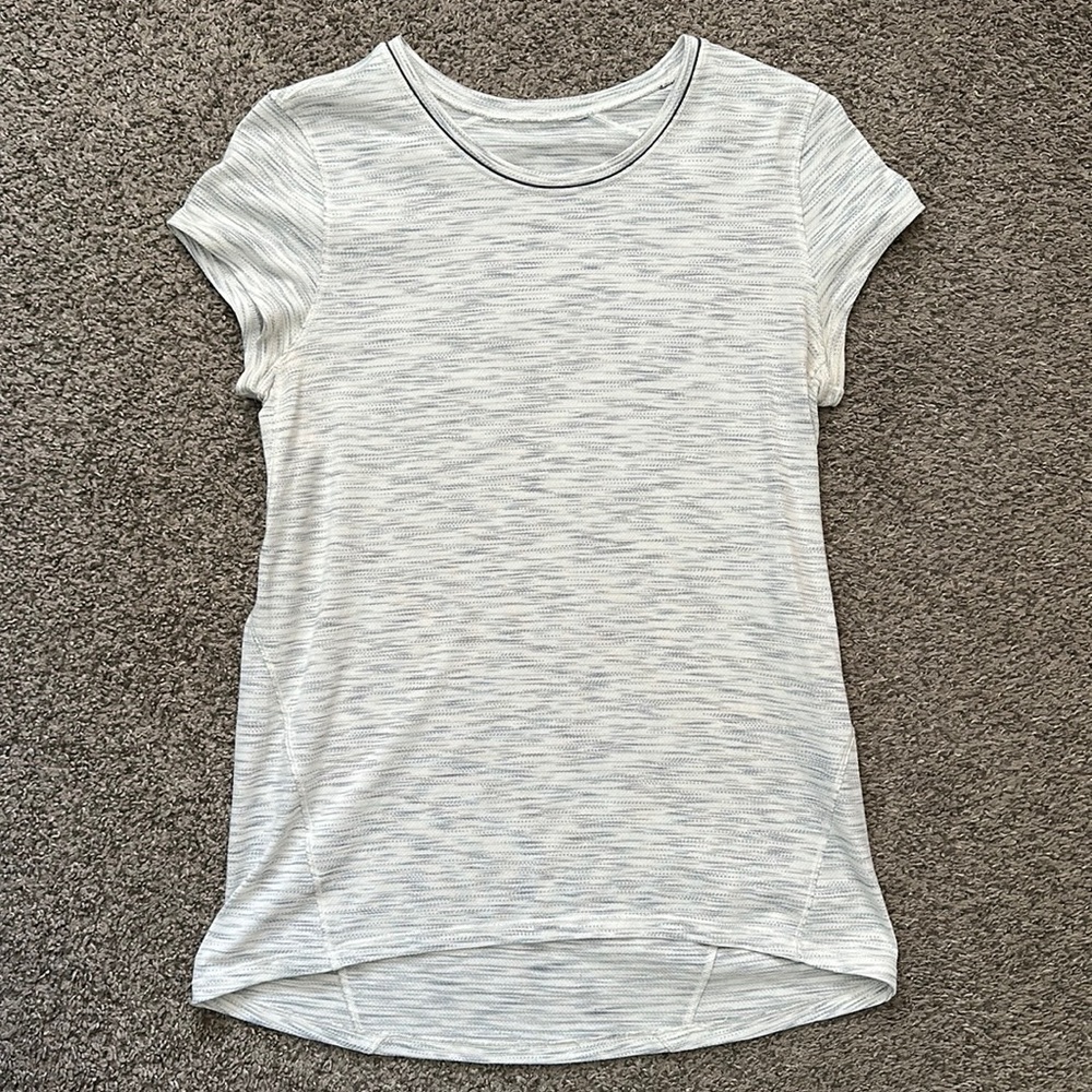 Lululemon short sleeve top